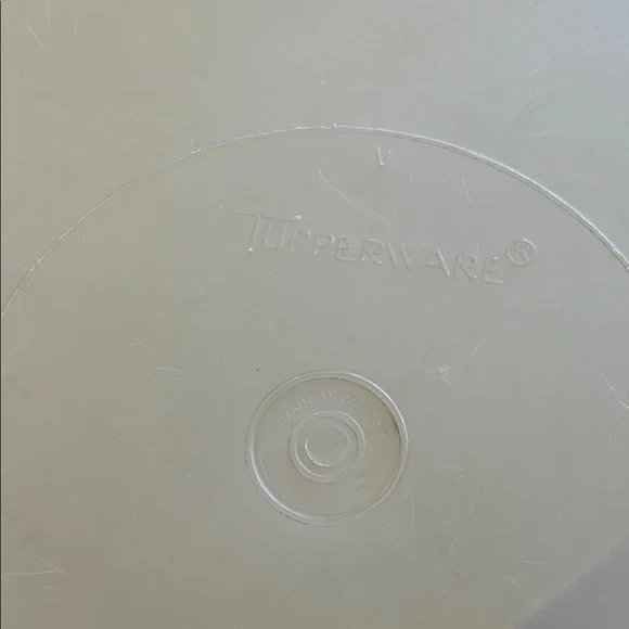 Tupperware Yellow Sectioned Tray - Picture 5 of 6